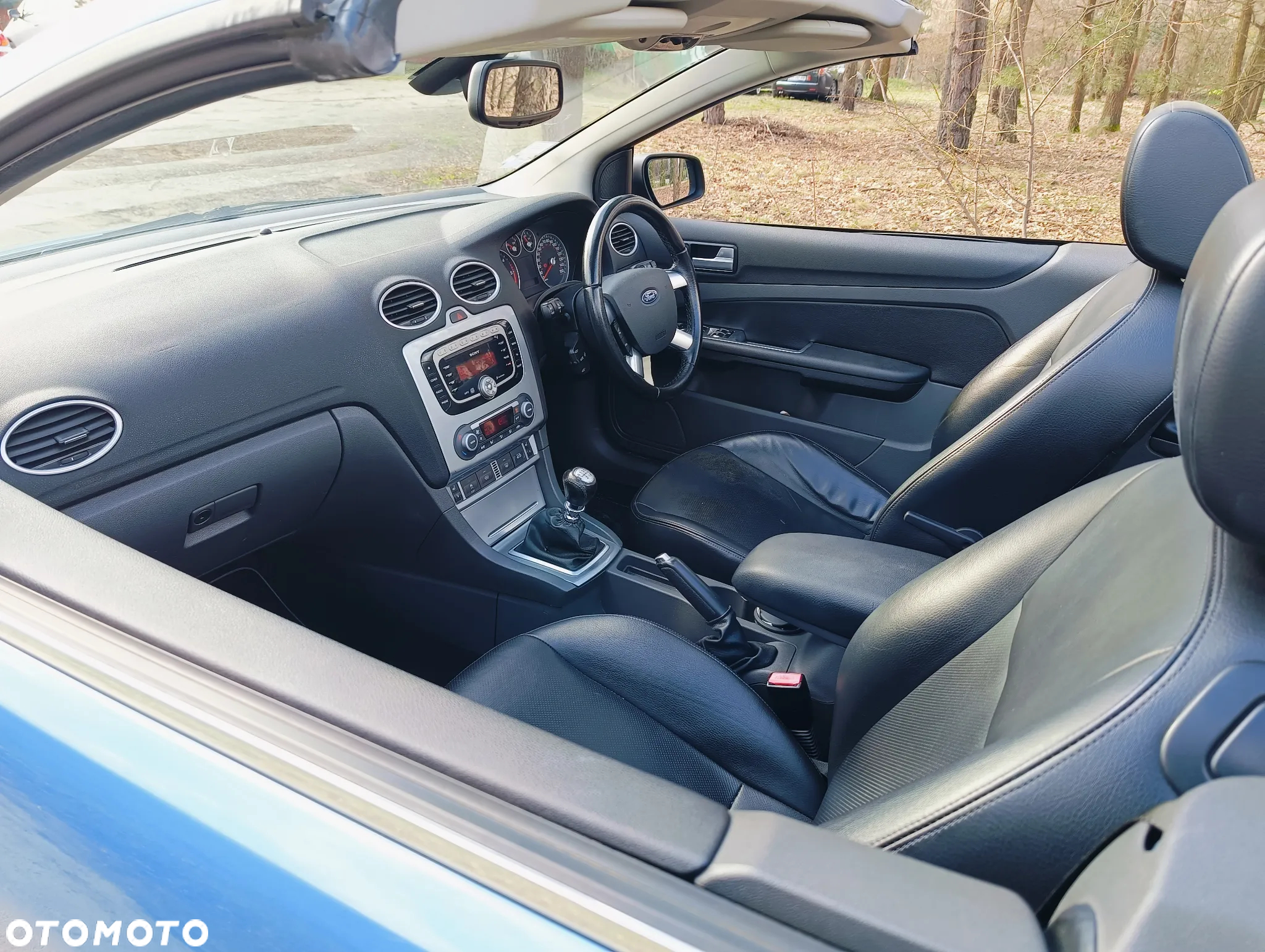 Ford Focus Coupe-Cabriolet 2.0 TDCi DPF Titanium - 16