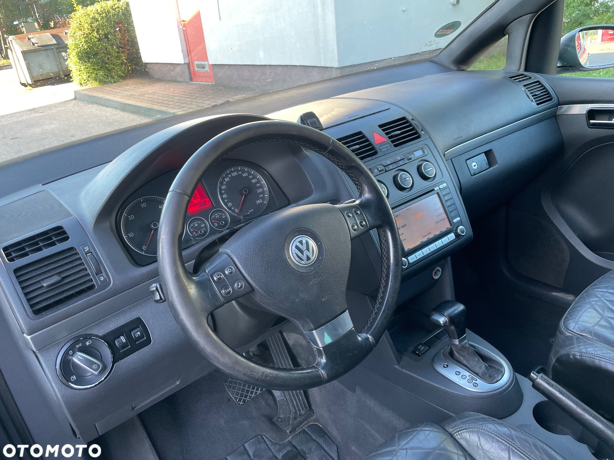 Volkswagen Touran 1.9 TDI DPF DSG Highline - 15