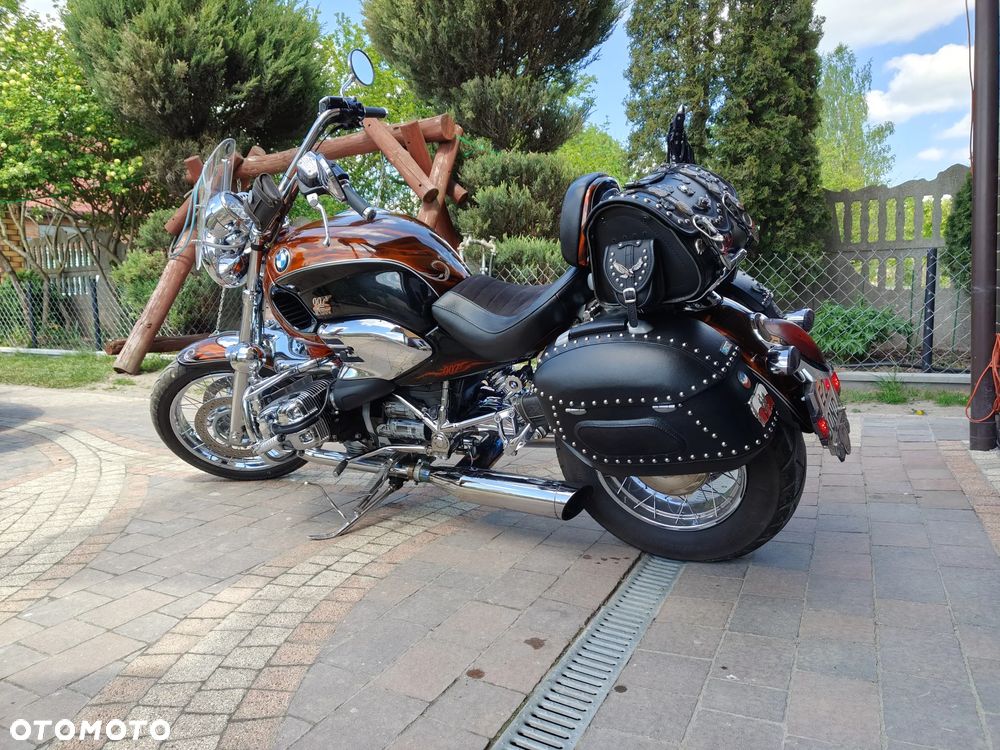 BMW R - 1