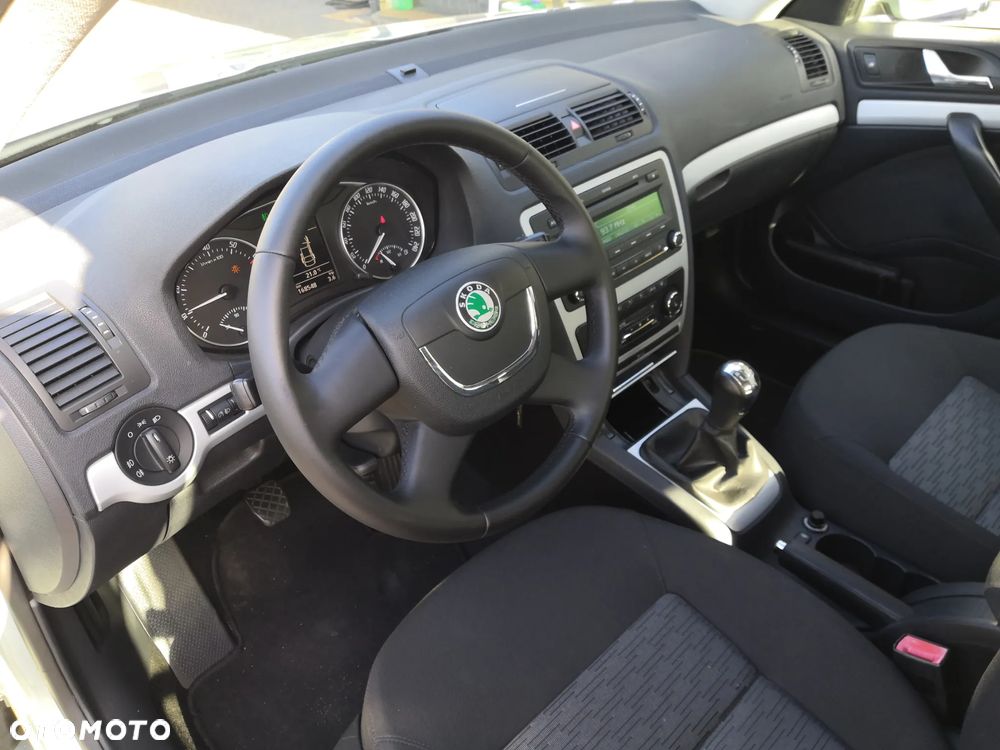 Skoda Octavia - 10