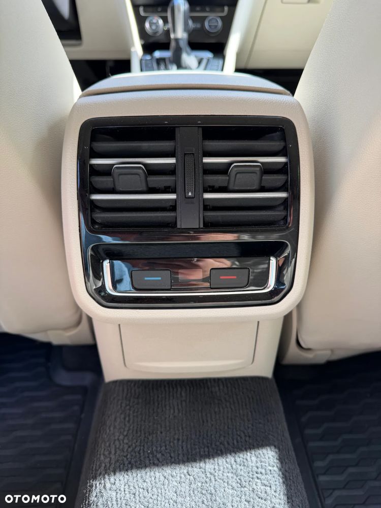 Volkswagen Passat 2.0 TDI BMT Highline DSG - 19