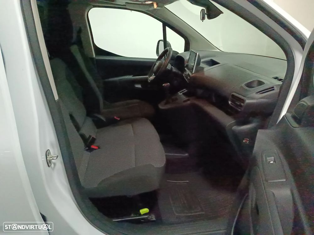 Toyota PROACE-CITY 1.5D L1 CONFORT IVA/DEDUTIVEL - 16