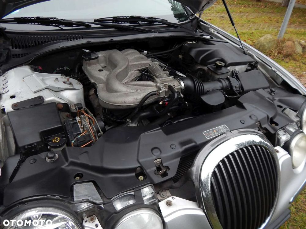 Jaguar S-Type - 26