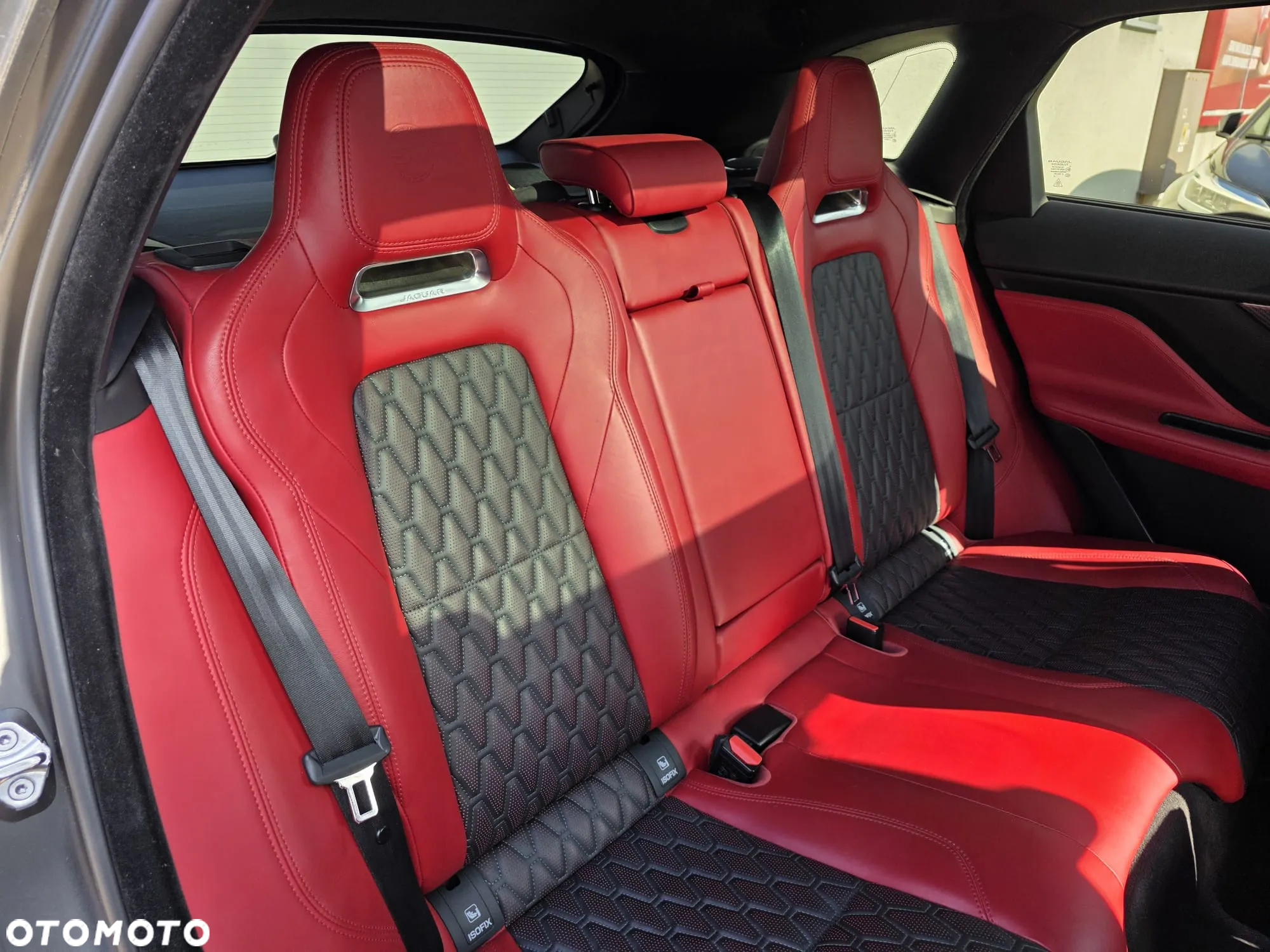 Jaguar F-Pace - 22