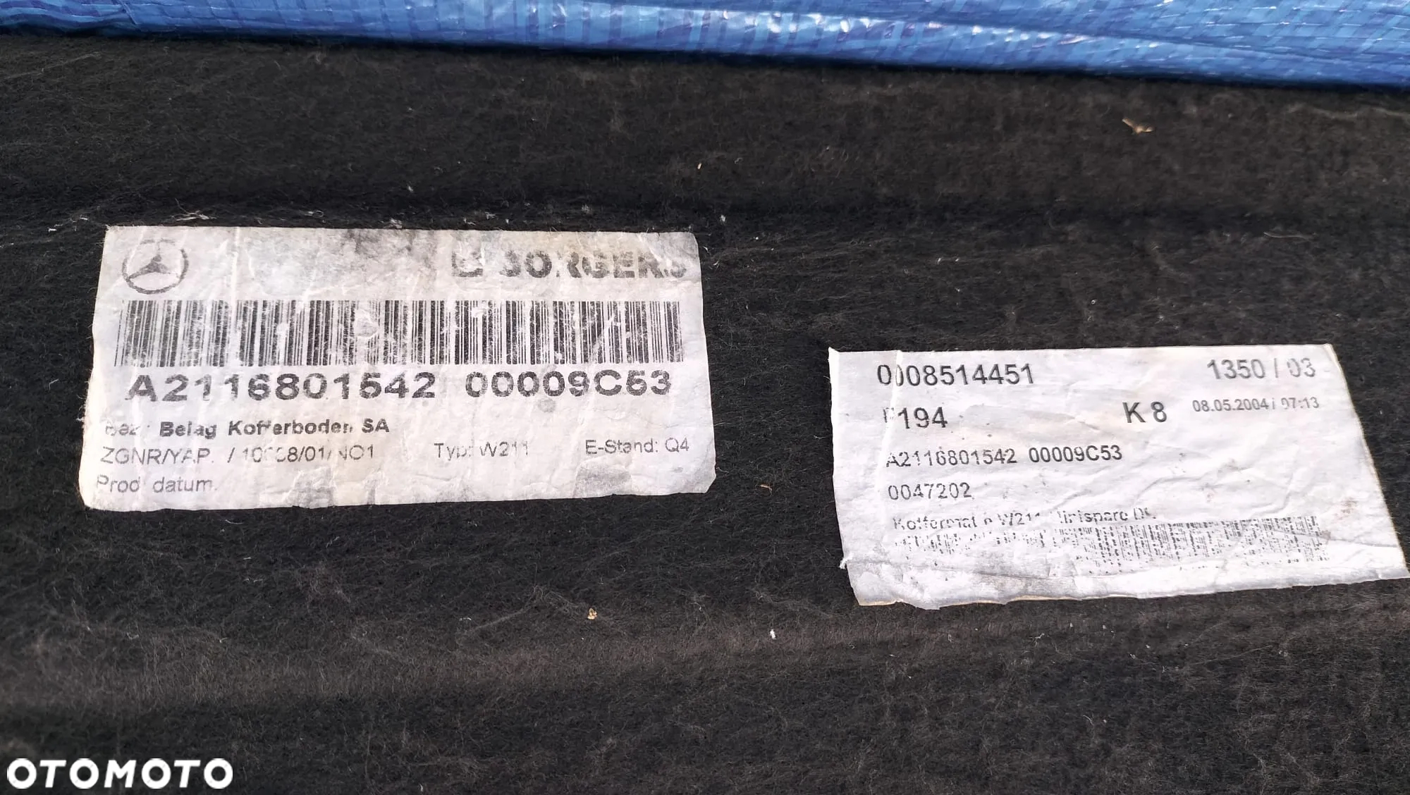 TAPICERKA BAGAŻNIKA KOMPLET WYKŁADZINA DYWAN PODŁOGI BOCZEK LEWY PRAWY OSŁONA KLAPY DO WERSJI ZE SKŁADANĄ KANAPĄ A2116801542 MERCEDES W211 SEDAN PRZED LIFT - 4