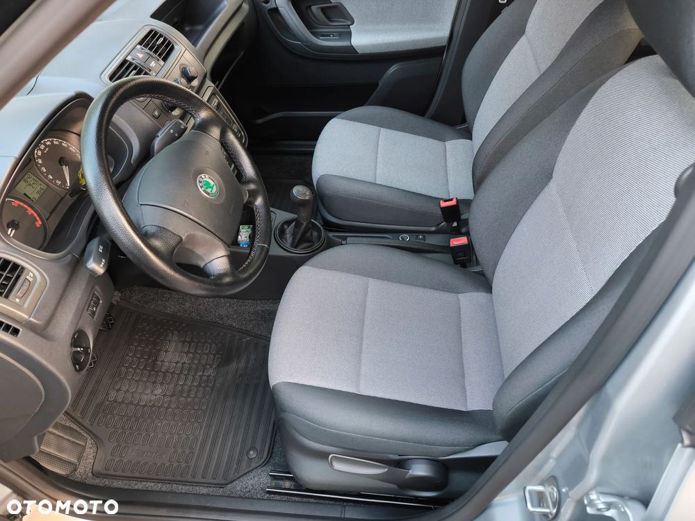 Skoda Fabia 1.4 16V Classic - 11