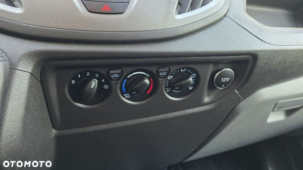 Ford Transit - 14