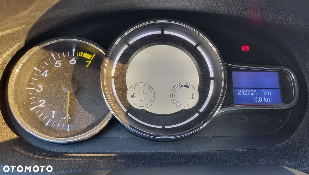 Renault Megane 1.6 16V Limited - 8