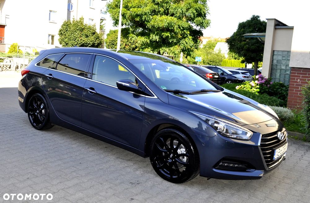 Hyundai i40 Kombi 1.7 CRDi Premium - 3