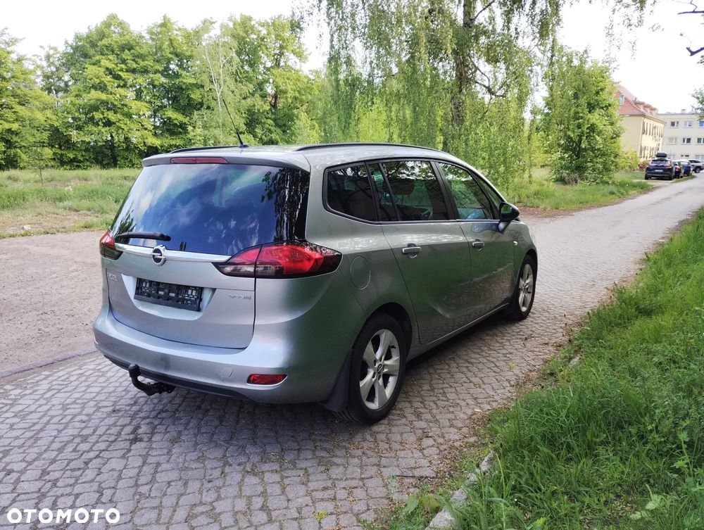 Opel Zafira - 3