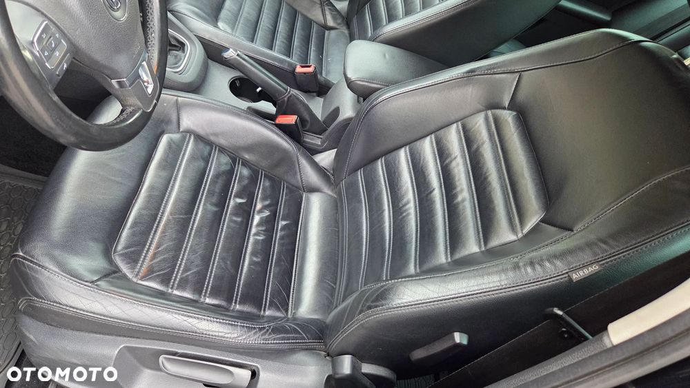 Volkswagen Jetta - 30