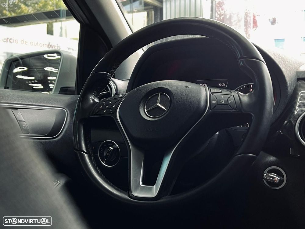 Mercedes-Benz B 180 d Style - 23