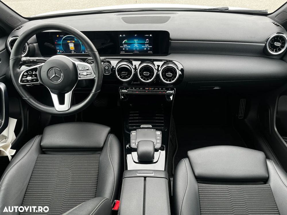 Mercedes-Benz A 180 d 7G-DCT - 11