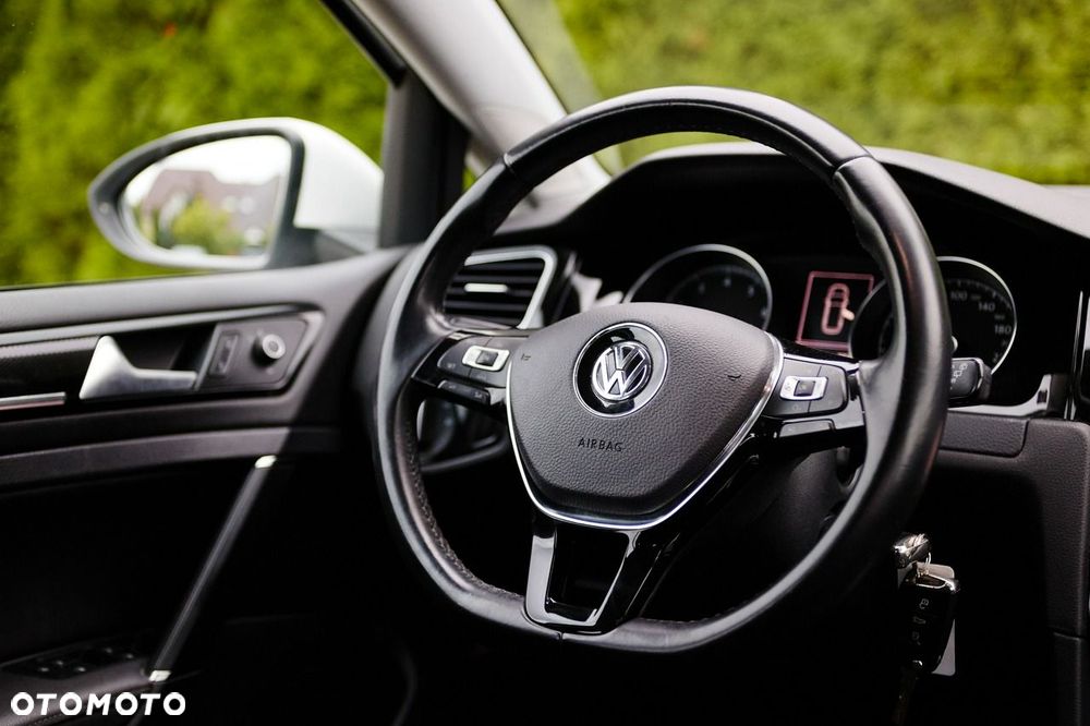 Volkswagen Golf Variant 1.4 TSI BlueMotion Technology Highline - 22