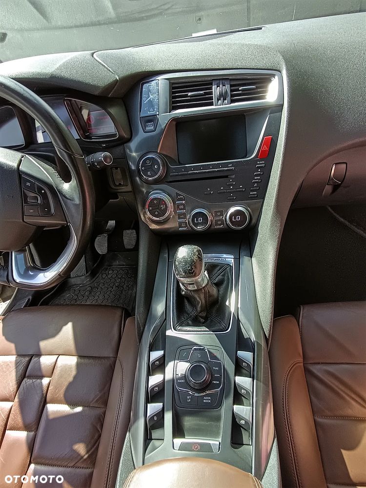 Citroën DS5 HDi 165 SportChic - 18