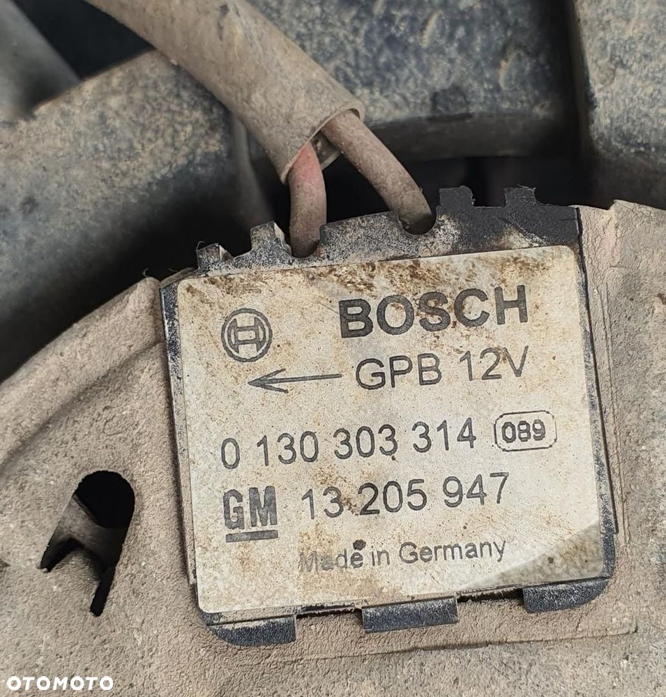 WENTYLATOR CHŁODNICY OPEL ASTRA III H 13205941 - 2