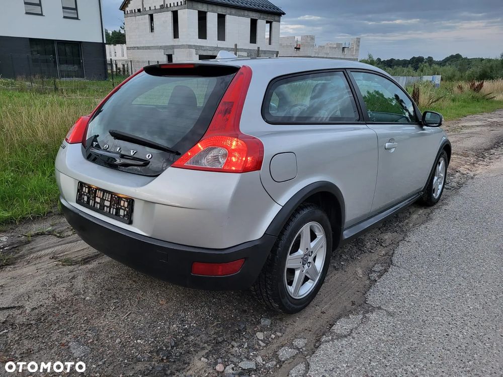 Volvo C30 1.6D - 10