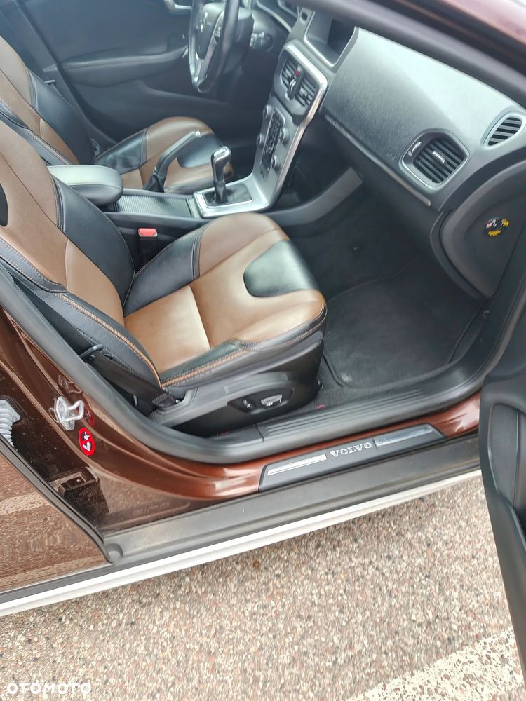 Volvo V40 Cross Country D3 Drive-E Summum - 19