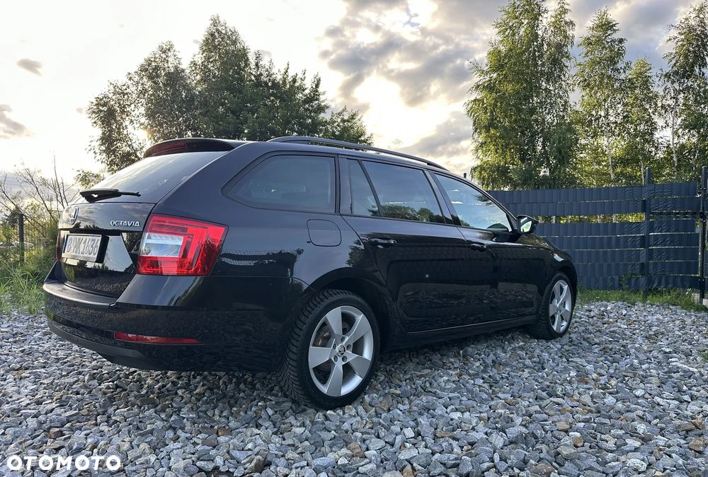 Skoda Octavia 2.0 TDI Sport Edition - 22