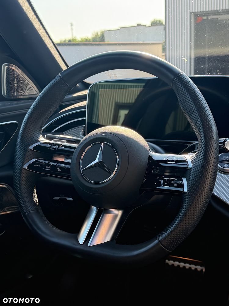 Mercedes-Benz Klasa E 220 d 4Matic 9G-TRONIC Edition AMG Line - 17