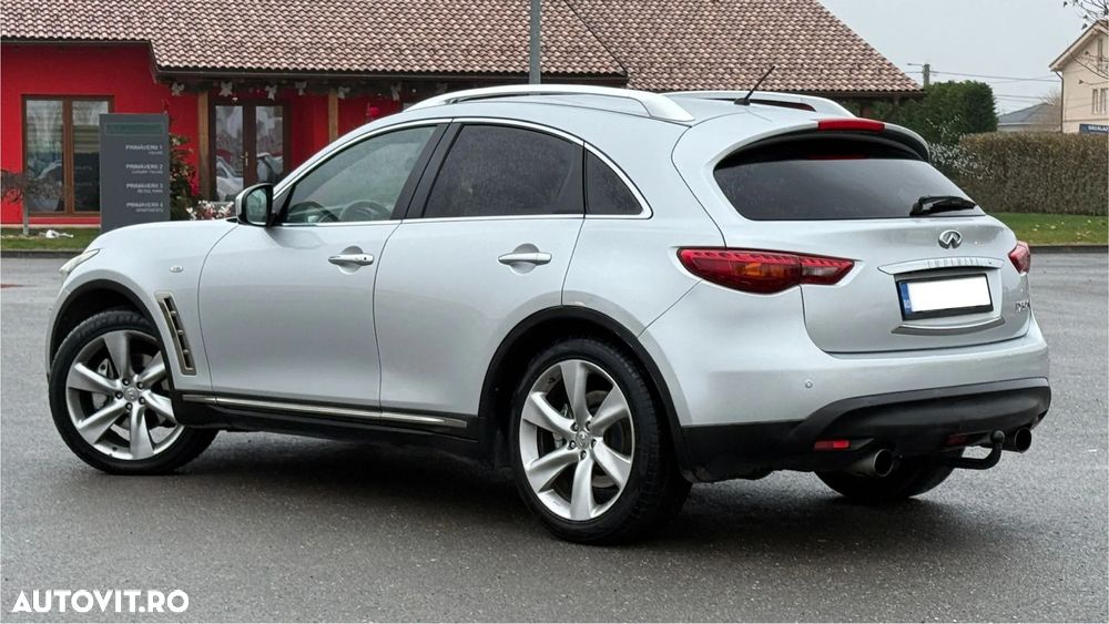 Infiniti FX 30 - 4