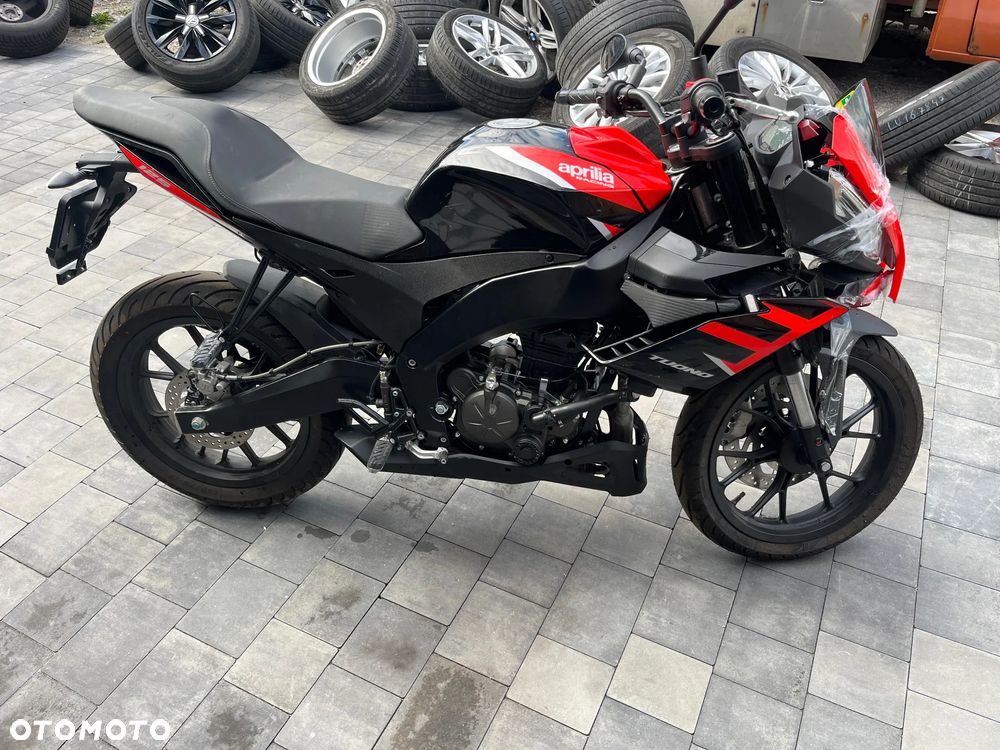 Aprilia Tuono - 4