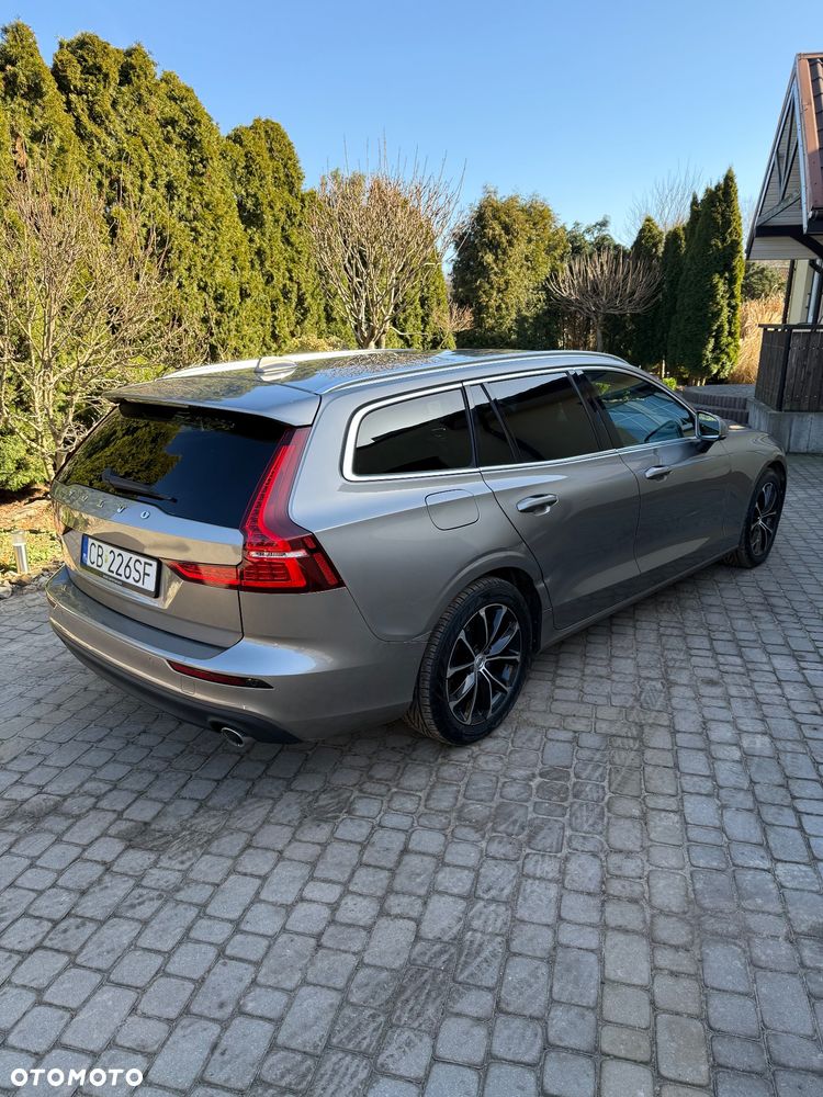 Volvo V60 D4 Drive-E Momentum - 5