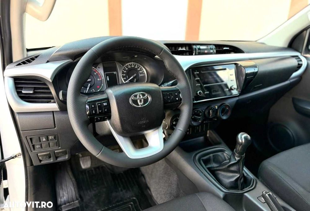 Toyota Hilux - 19