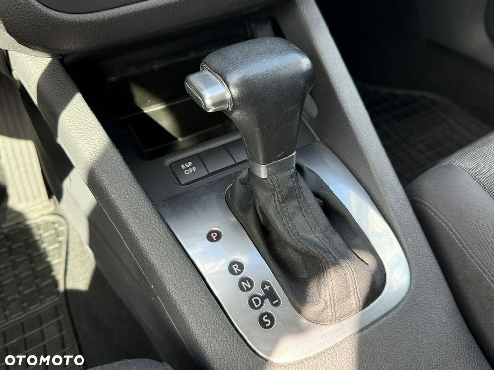 Volkswagen Golf - 19