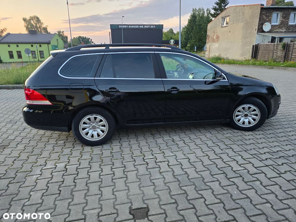 Volkswagen Golf 2.0 TDI Comfortline DSG - 9