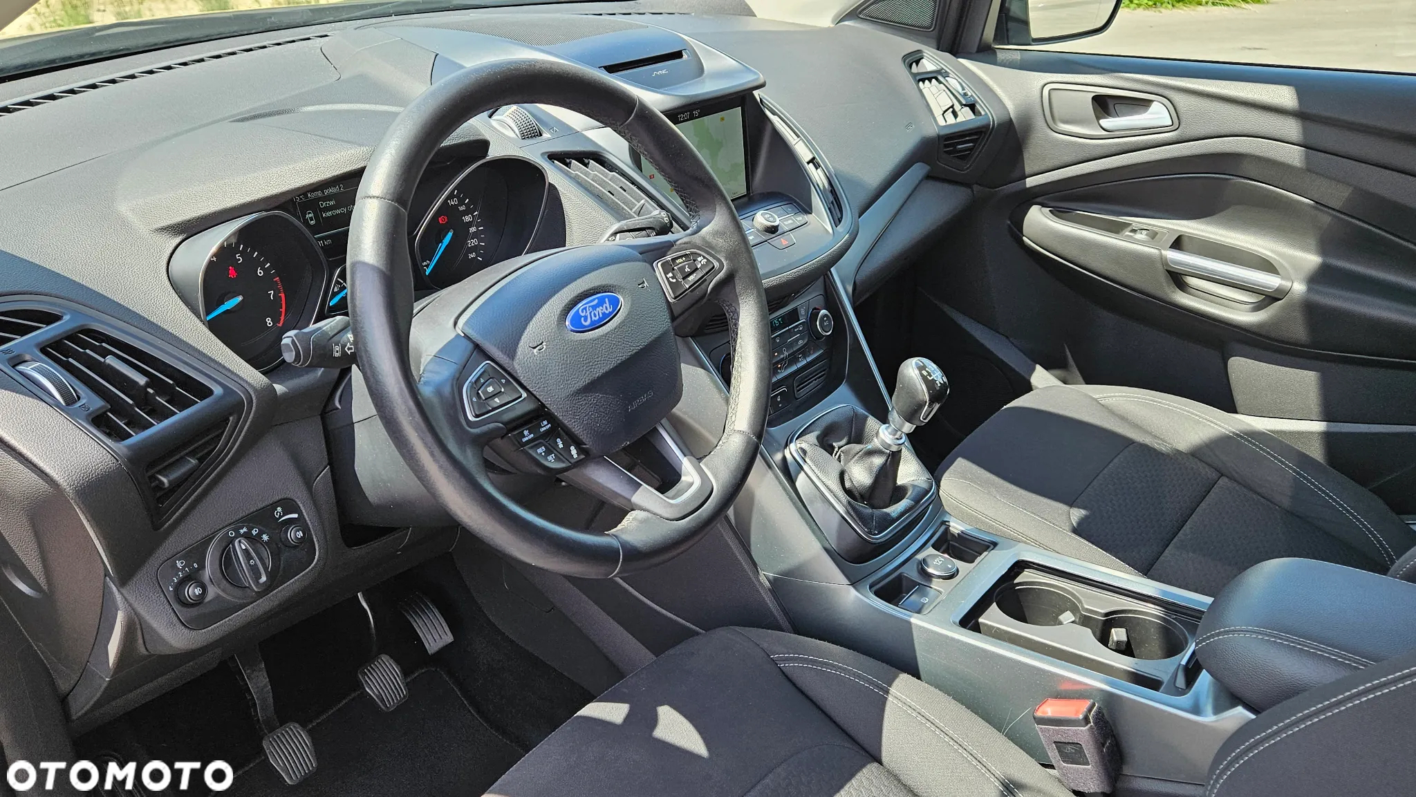 Ford Kuga 1.5 EcoBoost 2x4 Business Edition - 20