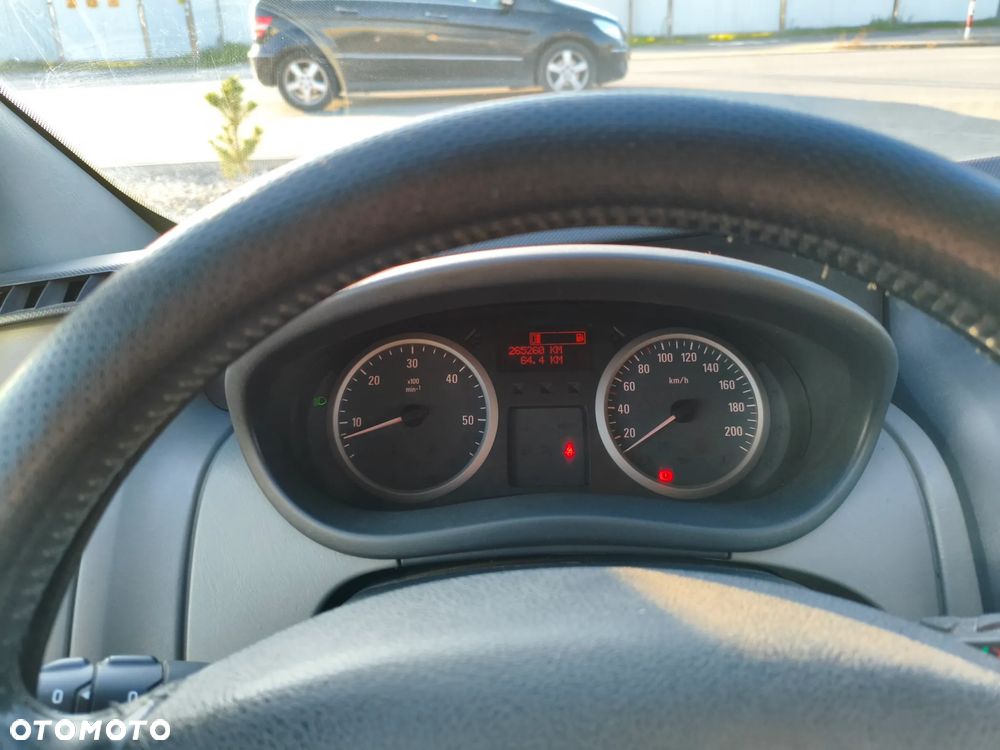 Opel VIVARO - 9