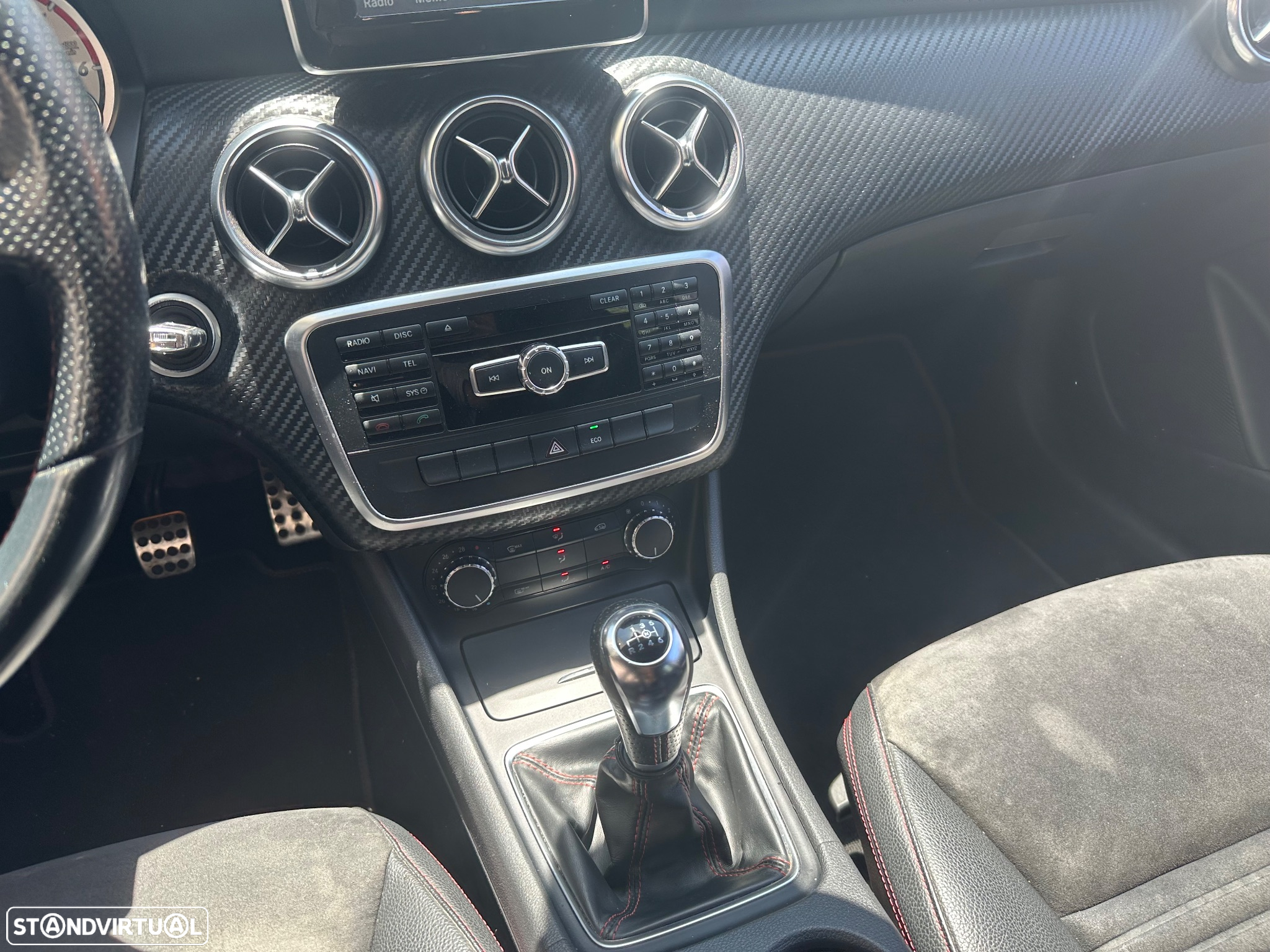 Mercedes-Benz A 180 d AMG Line - 10