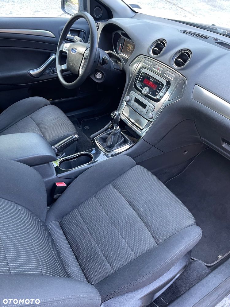 Ford Mondeo 2.2 TDCi Titanium - 10