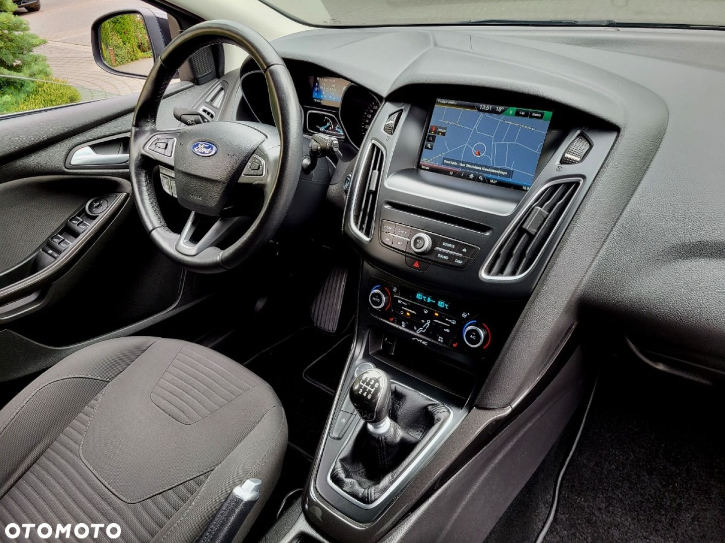 Ford Focus - 10