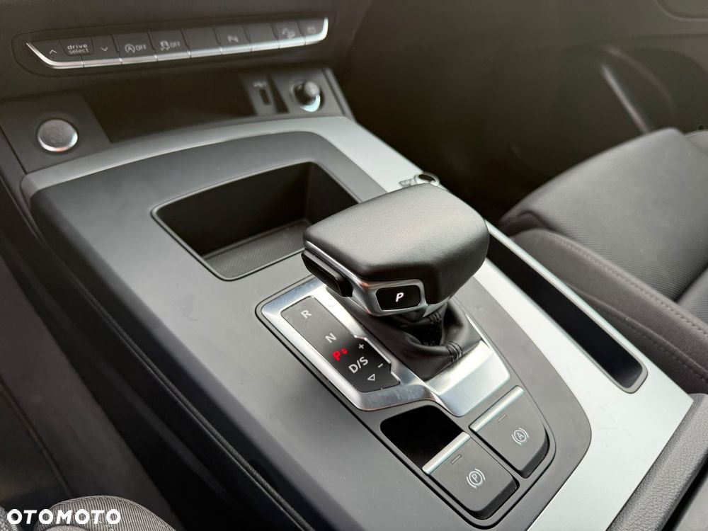 Audi Q5 35 TDI mHEV Advanced S tronic - 20