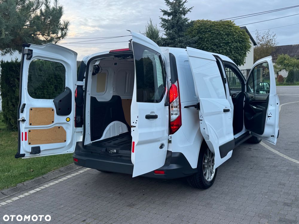 Ford Transit Connect - 14