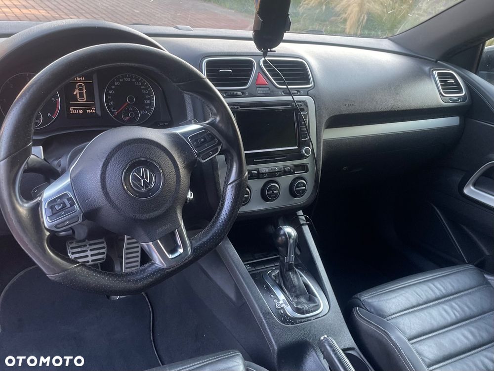 Volkswagen Scirocco 2.0 TDI DSG - 8