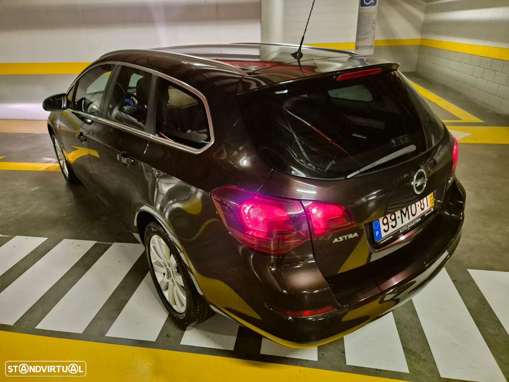 Opel Astra Sports Tourer 1.7 CDTi Cosmo - 16