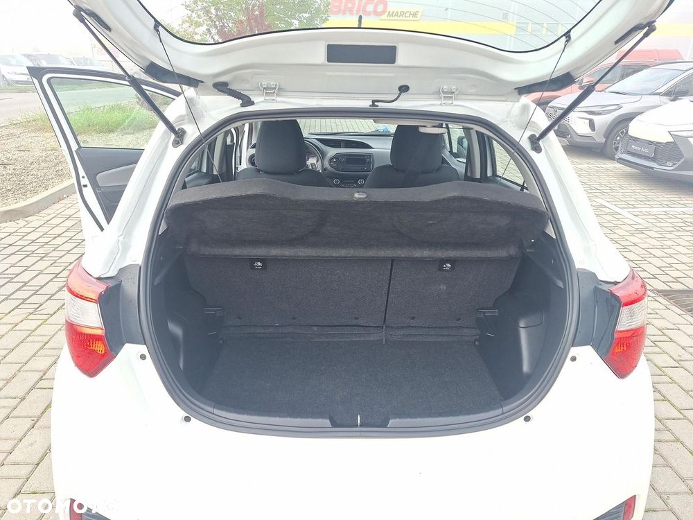 Toyota Yaris - 13