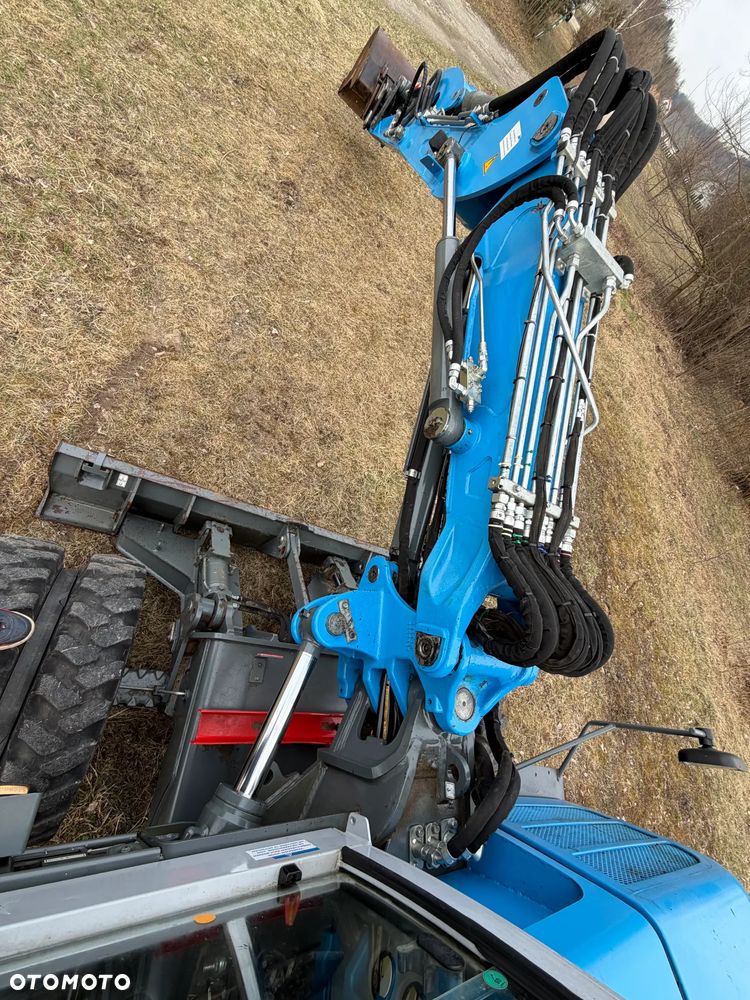Wacker Neuson EW100 Koparka Kołowa 11 ton. NISKI PRZEBIEG.  3x łamane Ramię. Klima. Pompa ON. 2 Łyżki. Dodatkowe 3 sekcje Hydrauliczne. z upadłośći Norweskiej. Maszyna Jak Nowa z salonu! 2799 mtg. PERKINS silnik 130km. STABILIZATORY Klima. DEKRA 2026r. Książka serwisowa. Szybkozłącze Hydr. Skrętne ramie. Ani deka luzów i wycieków. Pełny Oryginał. Nie picowana na sprzedaż. OKAZJA - 10