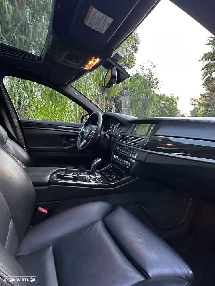 BMW M550d xDrive Auto - 16