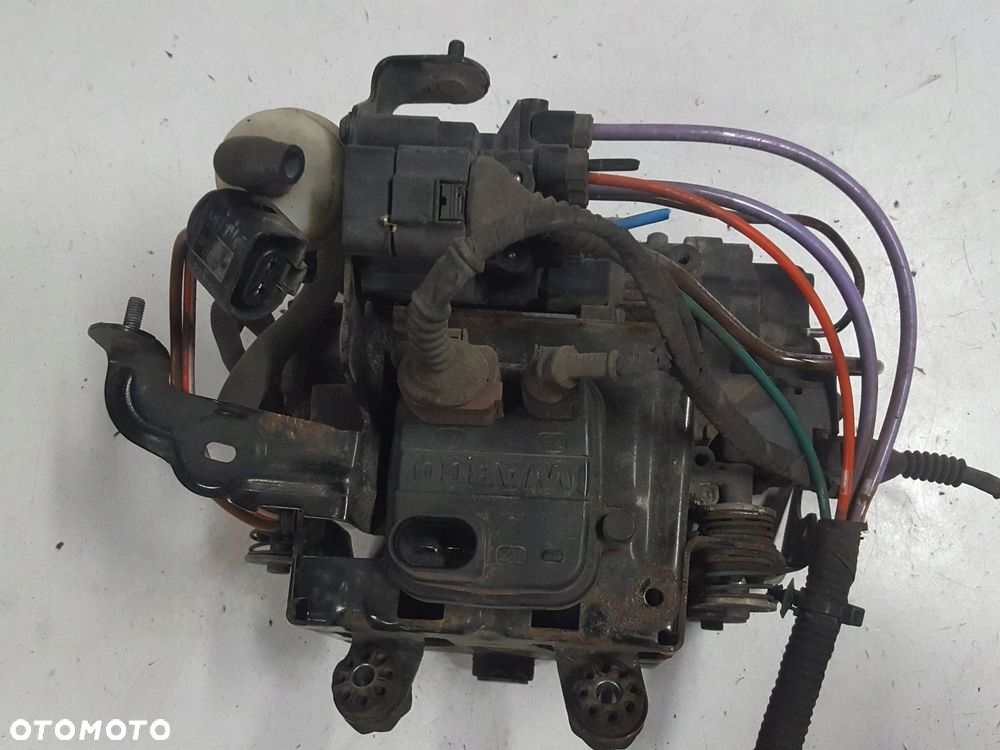 AUDI Q7 II 4M 15-19r KOMPRESOR ZAWIESZENIA ROZDZIELACZ 4430203001 - 3