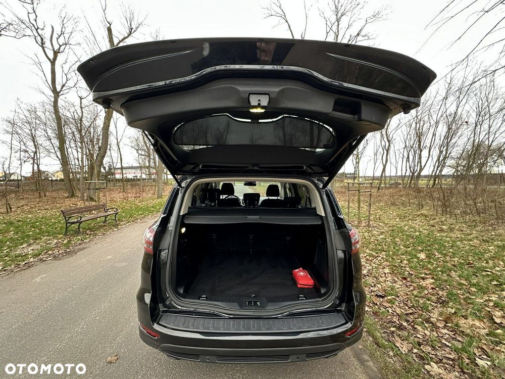Ford S-Max - 23