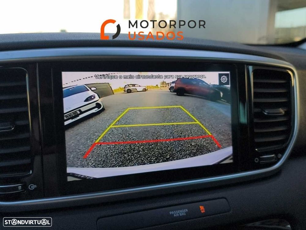 Kia Sportage 1.6 CRDI ISG MHEV Drive - 22