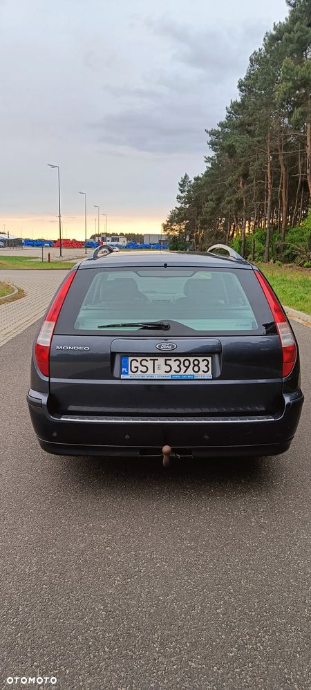Ford Mondeo 2.0 Ghia - 16