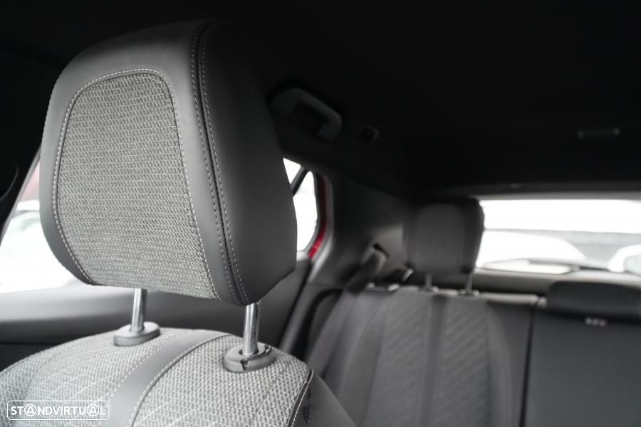 Peugeot 2008 PureTech 130 EAT8 Allure Pack - 19