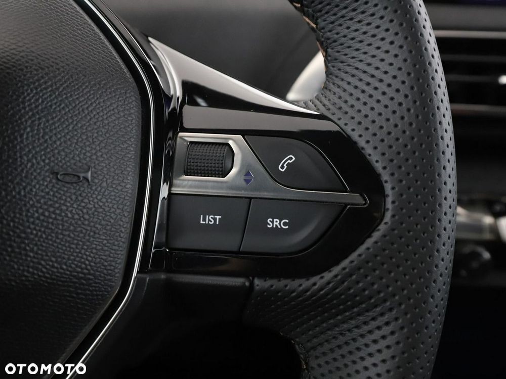 Peugeot 3008 HDi 150 Allure - 31