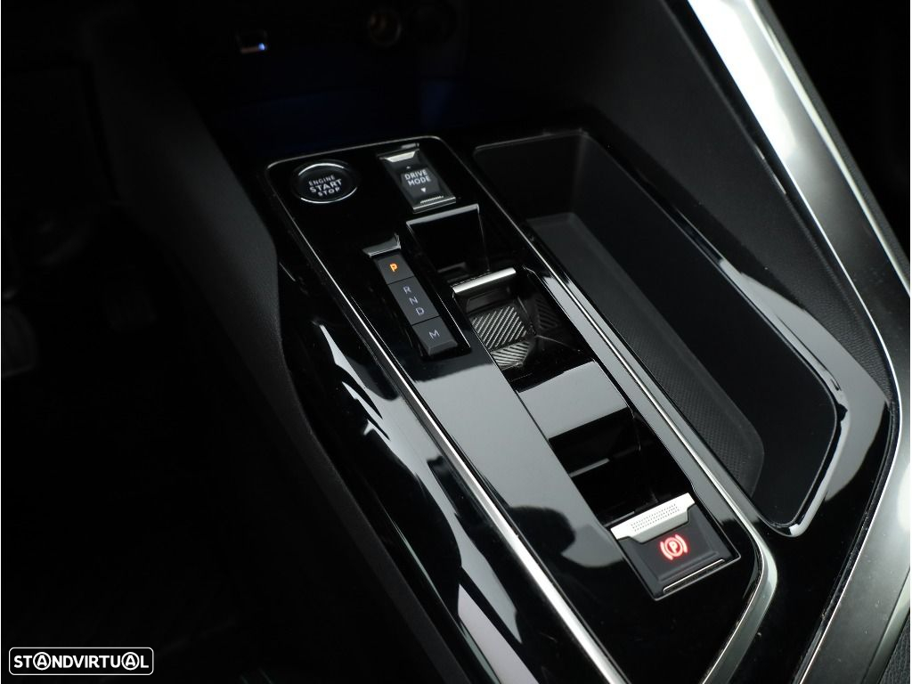 Peugeot 5008 1.5 BlueHDi Allure Pack EAT8 - 19