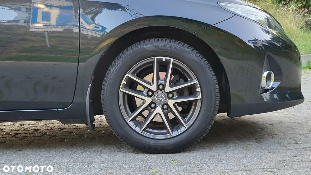 Toyota Auris 1.6 Premium - 16